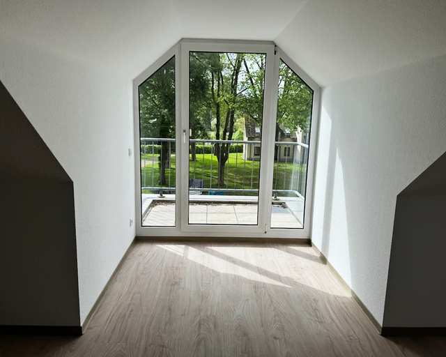 Musterwohnung mit Balkon | Foto: © Loosen &amp; de Graaf  2025