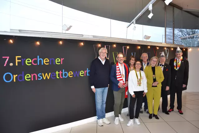 Die Jury des 7. Ordenswettbewerbs: (v.l.) Dr. Jürgen Höser, Marc-Steffen Bonte, Dagmar Falcke, Christine Otto, Johannes Paul, Susanne Stupp, Ferdi Huck, Ralf Inden und Lars Kindermann (nicht im Bild). | Foto: Lars Kindermann