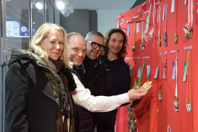 Eine  Woche vor dem großen Finale musste die Jury ihre Entscheidung für die schönsten Orden treffen.   | Foto: Thiele-Effertz