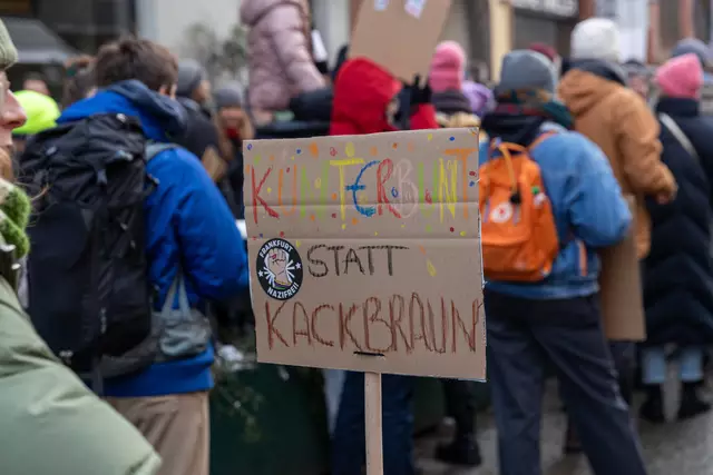 Mehrere Gegendemonstrationen zur AfD-Veranstaltung im Gürzenich sind angemeldet. Symbolbild, aufgenommen bei einer ähnlichen Veranstaltung in Frankfurt. | Foto: Marc Dyck - stock.adobe.com