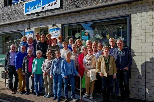 Das Begegnungscafé lebt insbesondere vom Engagement der Ehrenamtler. Foto: Himmel un Ääd