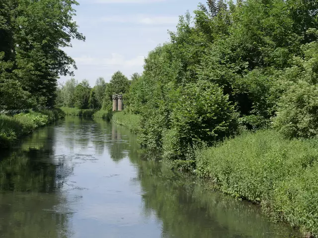 2017 - So schön ist es entlang der Erft in Bergheim | Foto: Heinz Könen