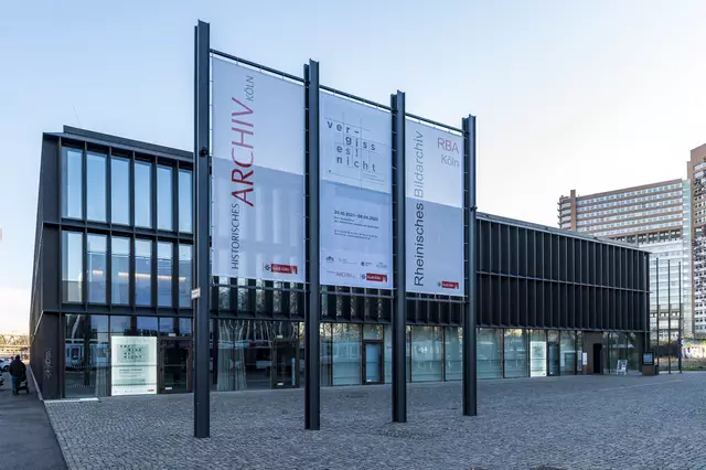 Das Historische Archiv und Rheinische Bildarchiv der Stadt Köln, auf dem Eifelwall im Kölner Stadtteil Lindenthal.  | Foto: Alexander Roll