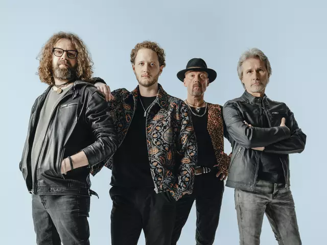 Foto: Fotos mit Dank und freundlicher Genehmigung von Haus Eifgen, Volker Fröhmer, O.T.T.O., BLUE DEAL, DOM MARTIN TRIO, ANDREAS DIEHLMANN BAND, Adrian Kunitz und Lisa Sheahan-Kunitz