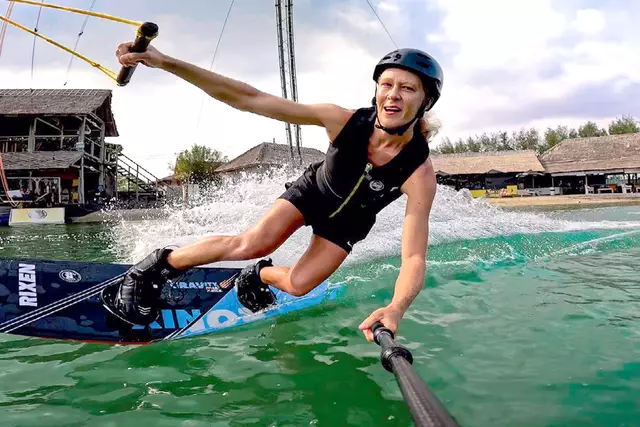 Wurde 2024 Europameisterin und außerdem zur besten Wakeboard-Athletin des Jahres gekürt: Julia Rick. | Foto: Wilfried Rick
