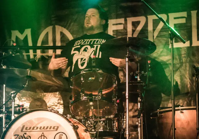 Foto: Fotos mit Dank und freundlicher Genehmigung von Haus Eifgen, Thomas Bartsch, Thomas Blum, Udo Kneuer, Horus Photo, MAD ZEPPELIN, Adrian Kunitz und Lisa Sheahan-Kunitz