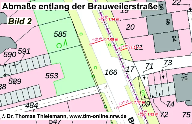 Bild 2:  Die Abmaße von Straße, Fuß-/Radweg und Nebenstreifen im Eigentum des Landes NRW zeigen: Der Platz ist da, um einen 2,50m breiten Fuß-/Radweg sowie eine Querungshilfe auf der Fahrbahn zu schaffen. 