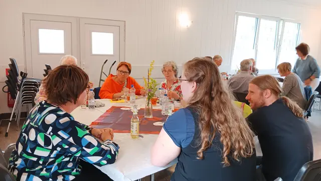 Gäste und Sängerinnen | Foto: Privat