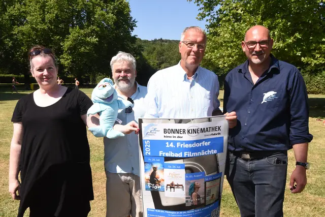 Die 14. Friesdorfer Freibad-Filmnächte finden ab dem 25. Juli statt. Die Veranstalter der Bonner Kinemathek und der Freibad-Freunde Friesdorf hoffen auf prima Wetter.  | Foto: as