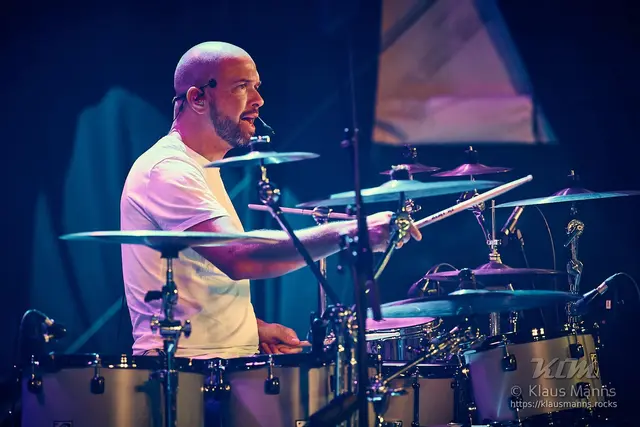 Foto: Fotos mit Dank und freundlicher Genehmigung von Haus Eifgen, STINGCHRONICITY, Klaus Manns, Cafe Hahn, Adrian Kunitz und Lisa Sheahan-Kunitz