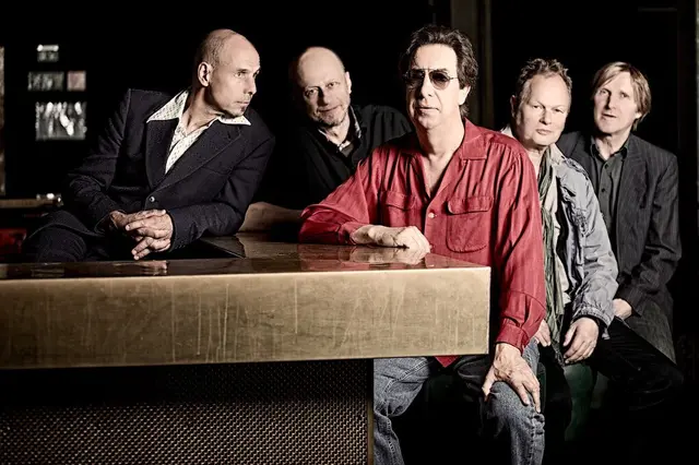 Foto: Fotos mit Dank und freundlicher Genehmigung von Haus Eifgen, AGITATION FREE, Lutz Graf-Ulbrich, Burghard Rausch, Daniel Cordes, Axel Heilhecker, Tim Sund, SMALLTAPE, Philipp Nespital, Adrian Kunitz und Lisa Sheahan-Kunitz