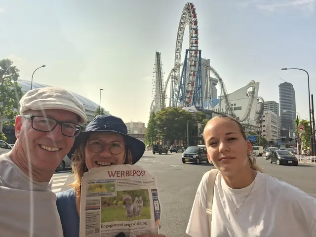 Drei Wochen Japanrundreiseabenteuer erlebten Falk Steffens, Yvonne Fritz, Clara Steffens und die Bergheimer Werbepost.  | Foto: Steffens