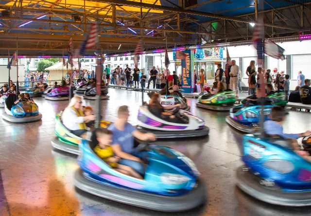 Eine Kirmes wird an allen vier Tagen geöffnet sein. Foto/Archiv: Axel König