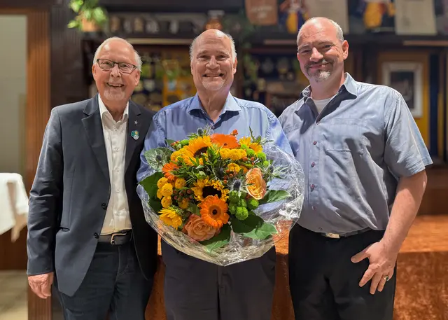 (v.l.) Gisbert Schweizer (Geschäftsführer), Martin Gerstlauer (ehem. 1. Vorsitzender) und Alexander Pfister (neuer 1. Vorsitzender). Foto: René Karla