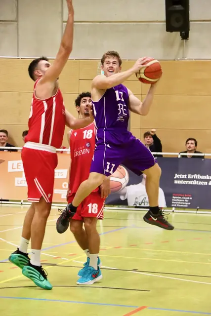 Tom Schue auf dem Weg zum Korb | Foto: Future Sports Meckenheim (Ulf Krüger)