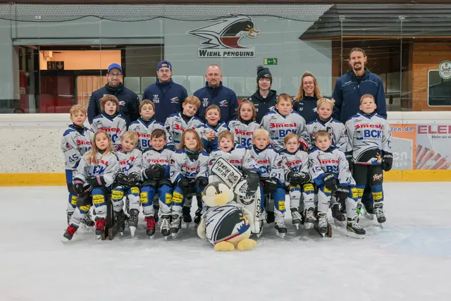 Die U9 der Wiehler Penguins. | Foto: Anica Fuhrmann