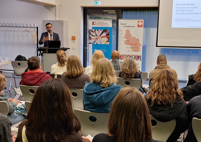 Der Vortrag von Prof. Dr. Fereidooni wurde gespannt aufgenommen. | Foto: OBK