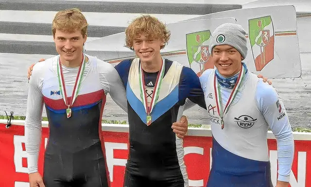 Tihes Fischer, 1.v.l. holte die Silbermedaille | Foto: Copyright WSVH