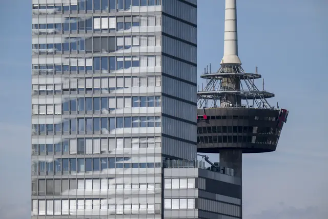 Blick auf den Kölnturm und den Colonius. Vom Dach des Hansa-Hochhauses hat man einen guten Rundumblick. | Foto: Uwe Weiser