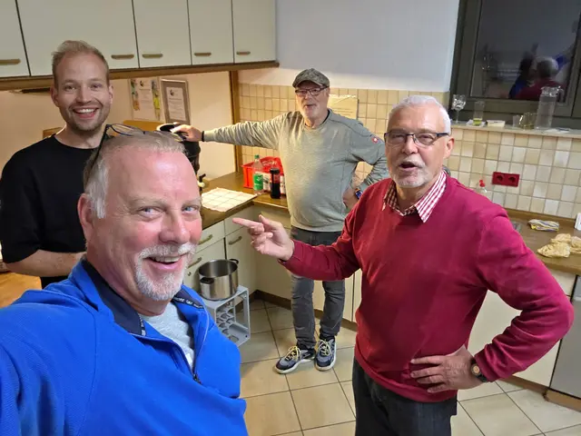Die "Thekenmannschaft": Martin Franken, Stefan Grommes, Volker Weingartz und Dieter Rondorf (v.l.n.r.). | Foto: Grommes