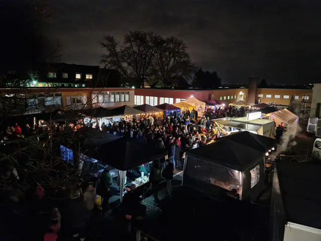 Die DG Fischenich veranstaltet am 29. November ihren traditionellen Adventszauber auf dem Hof der Martinusschule. | Foto: Foto: DG Fischenich