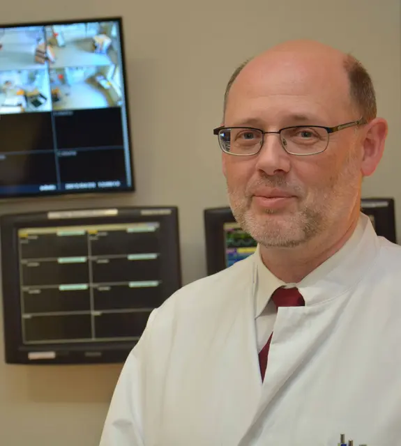Chefarzt Prof. Dr. Franz Blaes lädt zur Veranstaltung am Samstag, 29. November, ein. | Foto: Klinikum Oberberg