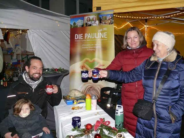 Glühwein schmeckt immer. Auch die „Pauline“ präsentierte und engagierte sich auf dem Adventsmarkt. | Foto: Gast