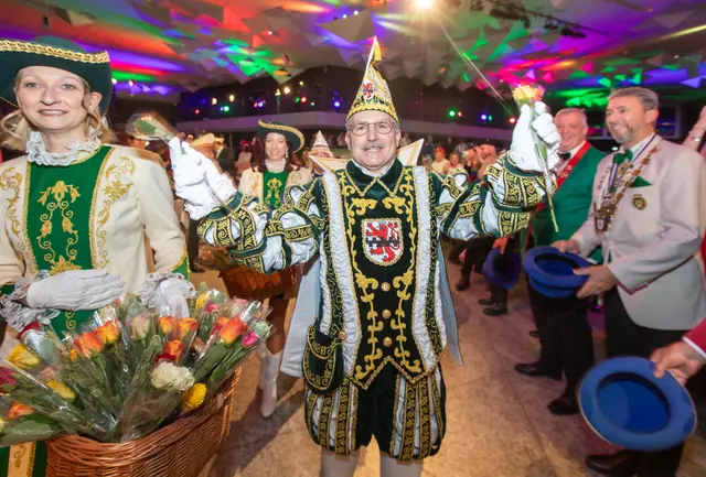 Rogério Machado Pires auf dem Weg zu Kette, Feder und Pritsche. Foto: Axel König