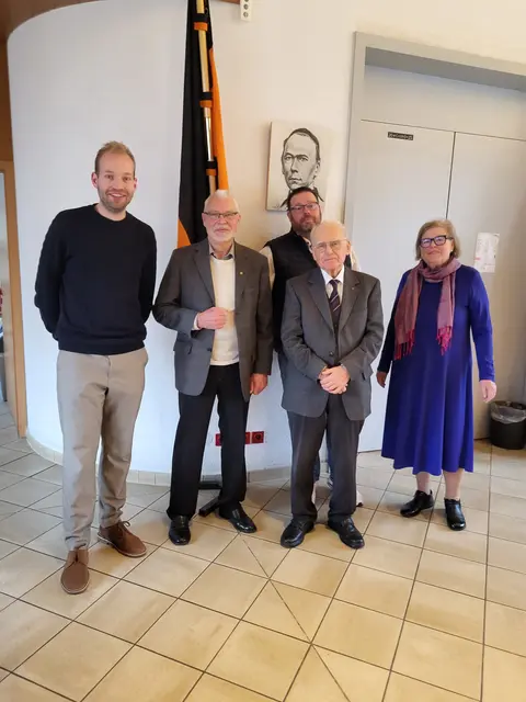 Das alte und neue Leitungsteam von links nach rechts: Martin Franken, Dieter Rondorf, Jürgen Krämer, Präses Franz-Josef Kreuer und Maria Krämer-Heuser. | Foto: Kolping