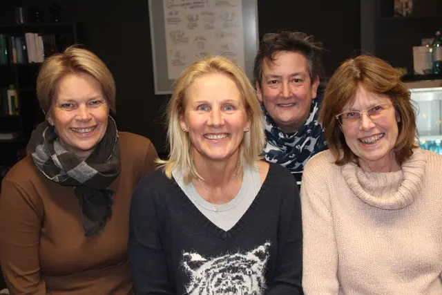 Kerstin Feeken-Matuschka, Kassenwart, Miriam Siebertz, Erste Vorsitzende, Birgit Janata-Müller, Schriftführerin und Doris Dapprich-Martiny, Zweite Vorsitzende (v.l.) Foto: Flick 