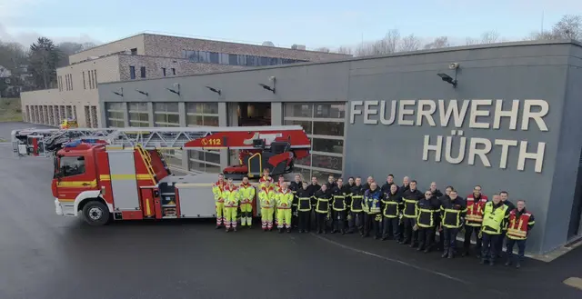 Ehrenamtliche Einsatzkräfte verstärken die Feuerwehr-Hauptwache in der Silvesternacht. | Foto: Foto: Feuerwehr Hürth