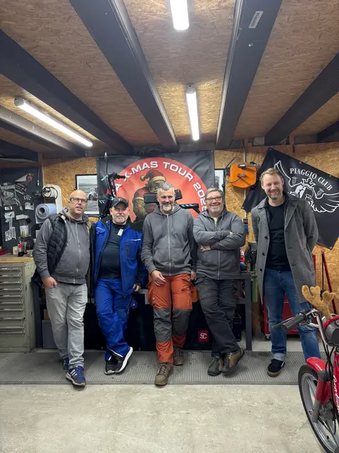 Marcus Bullok (r.) reichte alles für den Piaggio Club Leverkusen ein. Foto: Stadt Leverkusen