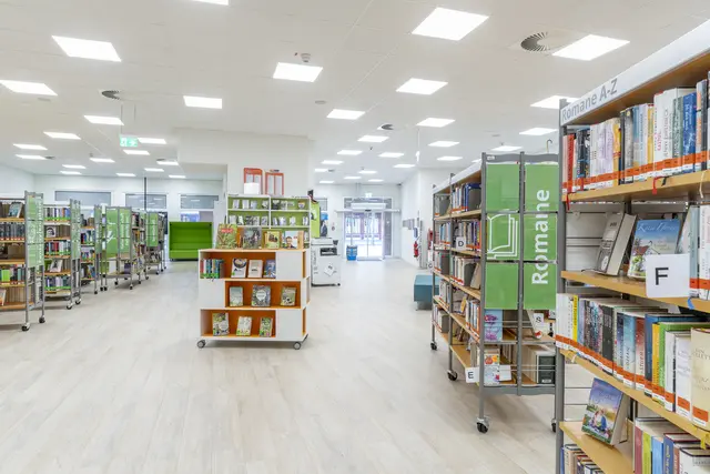 Seit einem Jahr ermöglicht die TrOpen Library der Stadtbibliothek Troisdorf ihren Nutzer einen besonders flexiblen Bibliotheksbesuch. | Foto: Stadt Troisdorf