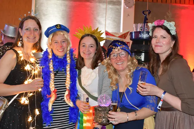 So einfallsreich und originell ist der Brühler Karneval. | Foto: Foto: Brodüffel