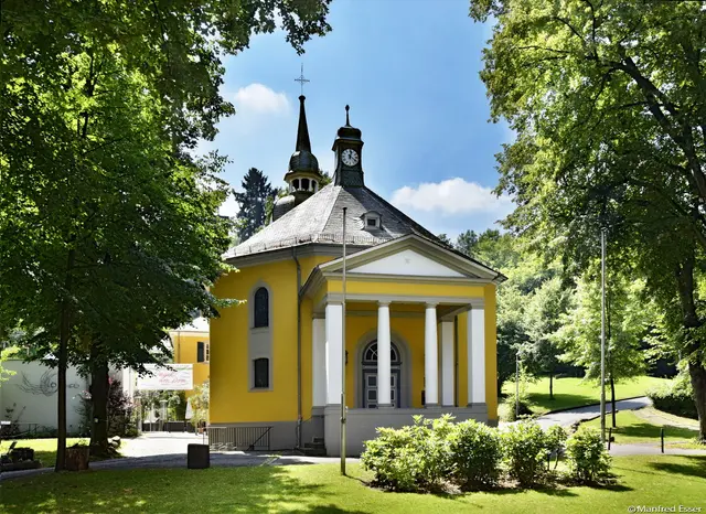 Die Gnadenkirche, der Gemeindesaal „Engel am Dom“ und der Pfarrgarten bleiben im Besitz der Kirchengemeinde. Foto: Archiv BHB