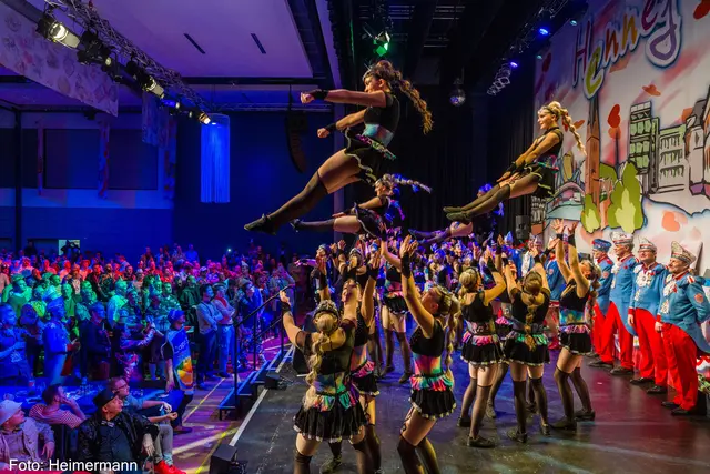 Finale mit den "Palm Beach Girls"