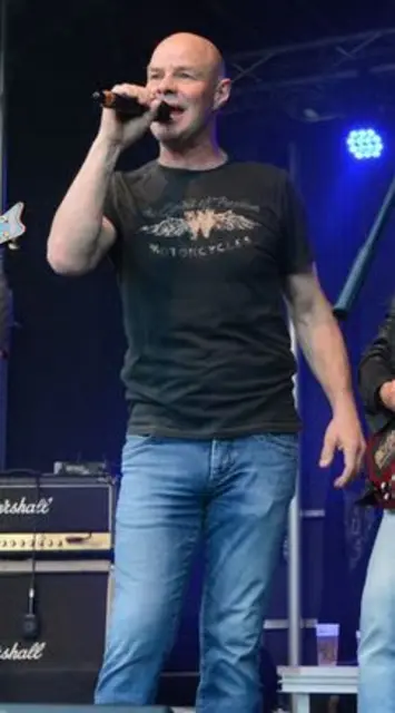 Foto: Fotos mit freundlicher Genehmigung und Dank an POWER UP, Bernd Schuchnegg, Frank Amelang, Dirk Reiners, Thomas Klaus, Rainer Schaffranietz, Fliegerhütte Leverkusen & Team, Florian Lüllwitz-Knupp, Frank Lagemann und Archiv