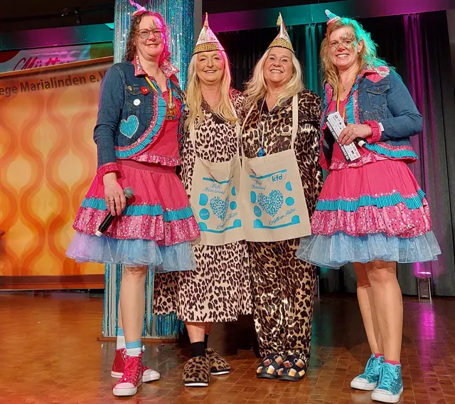 (v.l.) Ilona Mitzschke, Britta Lang-Kowol, Marion Schmitz-Mai und Heike Mahr. Foto: Heike Holefelder-Müller