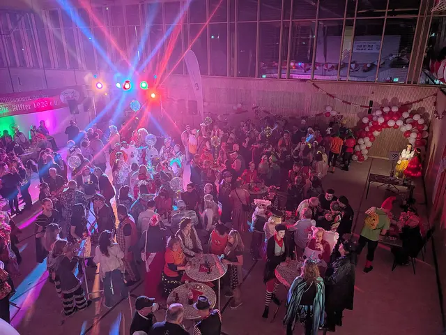 Partypower pur – der „Jekrünkelsovend“ der Prinzengarde Alfter ist seit Jahrzehnten ein Garant für gute Laune und Stimmung. | Foto: fes
