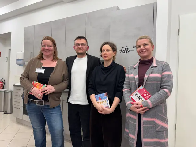 Birgit Urbanus (Caritas, v. l. n. r.), Mykola Pavlovtsev (Initiativleiterin), Yuliia Timonina (Unternehmerin) und Oksana Litovka (Integrationsbeauftragte der Initiative). | Foto: Olena Pavlovtseva