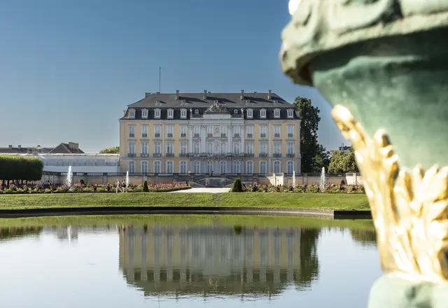 Eine einzigartige Ausstellung widmet sich der Entstehungsgeschichte von Augustusburg ab 1725. | Foto: Schlösser Brühl   Verena Meier