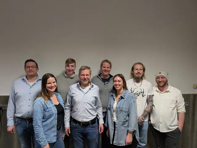 v.l.n.r.: Roger Rentschler, Janina Sauer, Benedikt Schür, Frank Hochhard, Bastian Hammer, Alexandra Rentschler, Manuel Weitz, Marius Hammer  | Foto: Marius Hammer