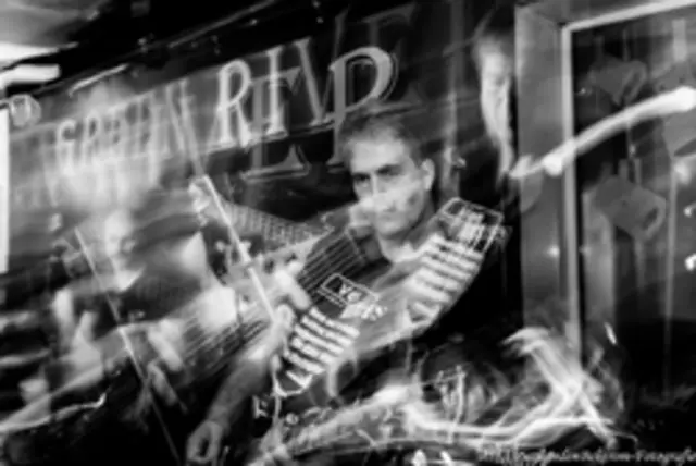 Foto: Fotos: Mit freundlicher Genehmigung und Dank an LAGO BEACH, Peter Decker, GREEN RIVER, FIRE WOMAN, Chris Fritsch und Archiv