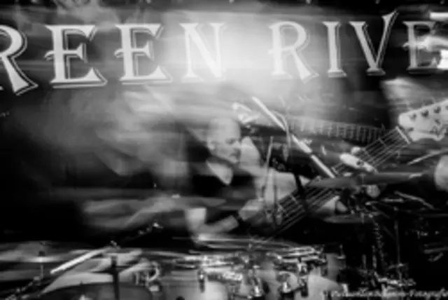 Foto: Fotos: Mit freundlicher Genehmigung und Dank an LAGO BEACH, Peter Decker, GREEN RIVER, FIRE WOMAN, Chris Fritsch und Archiv