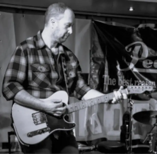 Foto: Fotos: Mit freundlicher Genehmigung und Dank an LAGO BEACH, Peter Decker, GREEN RIVER, FIRE WOMAN, Chris Fritsch und Archiv