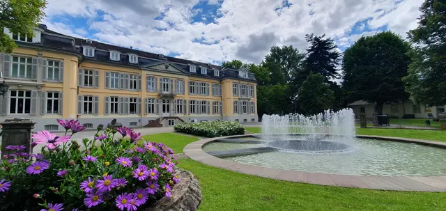 Das Museum im Schloss Morsbroich will ein Ort bleiben, der Tradition und Experiment, Geschichte und Gegenwart selbstbewusst miteinander verbindet. Foto: Gabi Knops-Feiler 