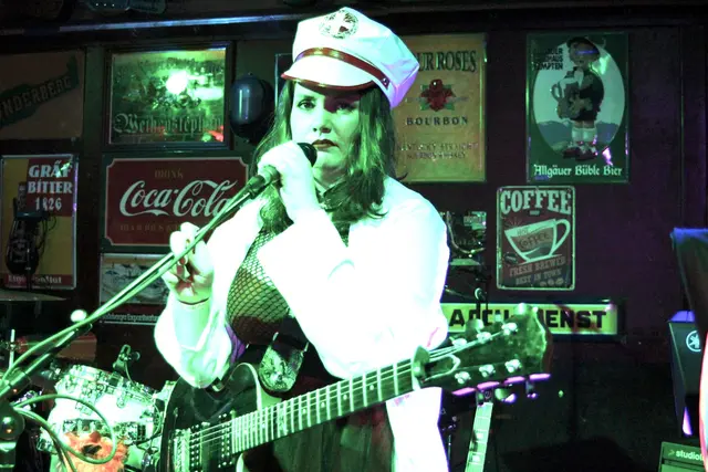 Foto: Fotos: Mit Dank und freundlicher Genehmigung vom LAGO BEACH, Abu Ghalazeh, Peter Decker, WHITE SPANDEX mit „Stocky“, „CC“, „Pat“, „Mies“, „Jeep“ und natürlich „Götz“, DIE ROCKGÖREN, Michaela Ansey, Alisabell Home, Guido Rizzato, Michael Neumahr, Ingo Dudd