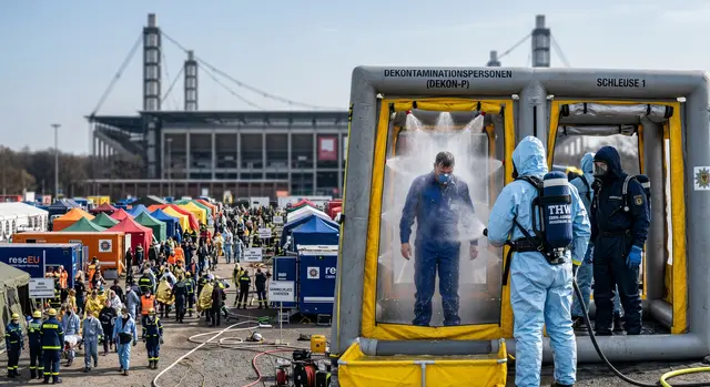 Das Bild zeigt nicht den realen Einsatzort oder Beteiligte. Symbolbild KI-generiert, kein echtes Foto. | Foto: KI-generiert mit ChatGPT/OpenAI