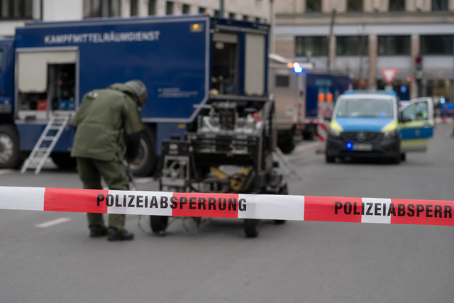 Das Bild zeigt nicht den realen Einsatzort oder Beteiligte. Symbolbild KI-generiert, kein echtes Foto. | Foto: KI-generiert mit ChatGPT/OpenAI