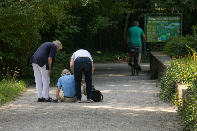 Das Bild zeigt nicht den realen Einsatzort oder Beteiligte. Symbolbild KI-generiert, kein echtes Foto.Foto:  | Foto: KI-generiert mit ChatGPT/OpenAI